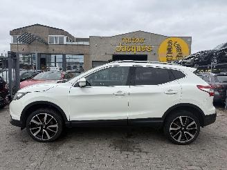 Voiture accidenté Nissan Qashqai 1.2 AUTOMAAT 2016/2