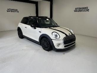 škoda osobní automobily Mini Cooper PANORAMA 2014/10