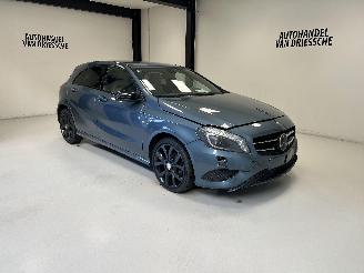 Schadeauto Mercedes A-klasse AUTOMAAT 2012/12