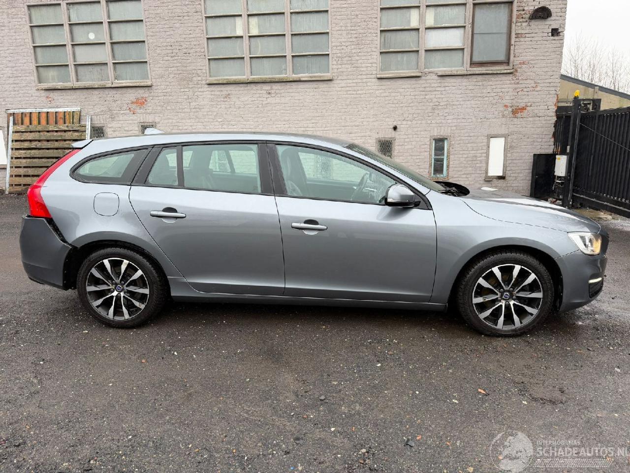 Volvo V-60 V 60 KINETIC