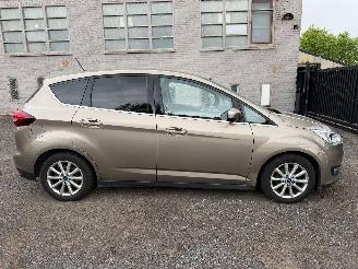 Coche accidentado Ford C-Max TITANIUM 2018/10