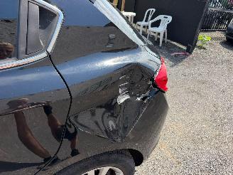 Alfa Romeo Giulietta 1.6 JTD picture 12