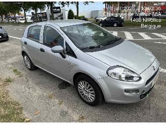 Unfallwagen Fiat Punto  2015/12