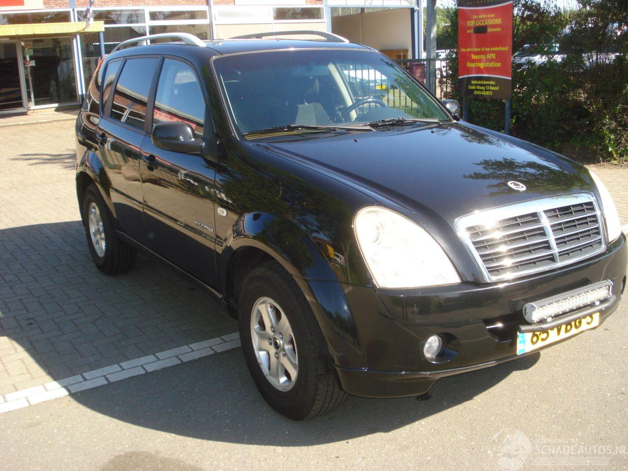 Ssang yong Rexton RX270 XDI VAN AUTOMAAT