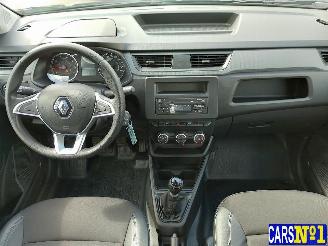 Renault Express  picture 15