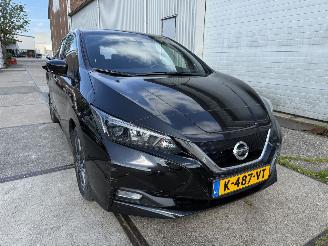 skadebil auto Nissan Leaf N-Connecta 40 kWh 2021/3