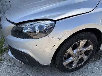 Volvo V-40 Cross Country 1.6 T4 Momentum picture 31