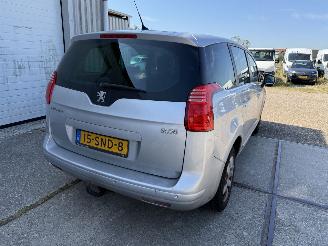 Peugeot 5008 1.6 THP Family picture 3
