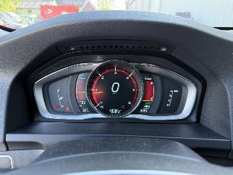Volvo V-60 2.4 D6 AWD Plug in Hybrid Summum picture 18