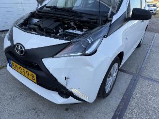 Toyota Aygo 1.0 VVT-i x-fun picture 14