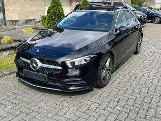 uszkodzony samochody osobowe Mercedes A-klasse 180 d AMG LINE PANORAMADAK NAVI CAMERA 2018/9