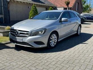 Voiture accidenté Mercedes A-klasse 180 CDI NAVI CAMERA BI XENON PDC 2015/2
