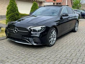 skadebil auto Mercedes E-klasse 200 d AMG LINE PANORAMADAK CAMERA NAVI LED 2022/3