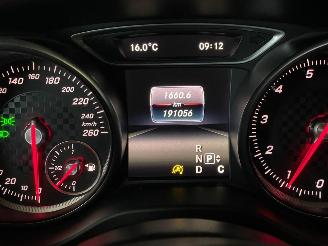 Mercedes A-klasse 250 4MATIC URBAN PANO NAVI PDC picture 12