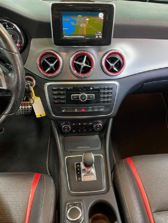 Mercedes GLA AMG 45 4MATIC PANO LEDER BI XENON NAVI CAMERA picture 11