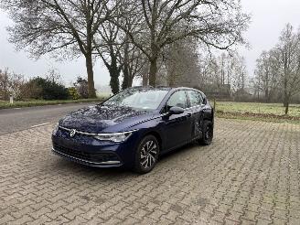 krockskadad bil auto Volkswagen Golf 8 GTE PLUG IN 204 PK AUTOMAAT NAVI CLIMA CAMERA LED VIRT DASH B.J 12-2023 2023/12