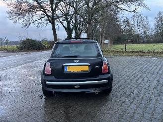 Mini Mini ONE PANORAMADAK AIRCO B.J 2003. APK MAART 2027 picture 8