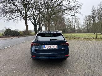 Skoda Octavia AUTOMAAT HYBRIDE NAVI CLIMA VIRT DASH CAMERA TREKHAAK LED B.J 12-2024 picture 8