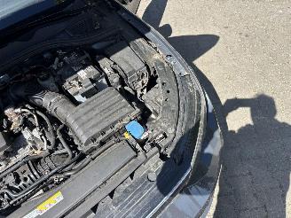 Volkswagen Golf 8 TSI NAVI CLIMA CAMERA VIRT DASH PDC PRIVACY GLASS B.J 2023 picture 12