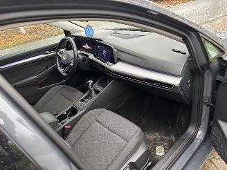 Volkswagen Golf 8 TSI NAVI CLIMA CAMERA VIRT DASH PDC PRIVACY GLASS B.J 2023 picture 17