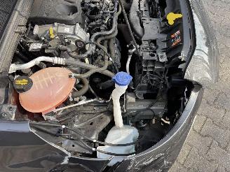 Ford Puma ST LINE 125 PK NAVI CLIMA PDC B.J 2021 SCHROEFSCHADE picture 17