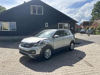 Auto incidentate Volkswagen T-Cross TSI 110 PK AUTOMAAT NAVI CLIMA CAMERA VIRT DASH B.J 09-2023 2023/9