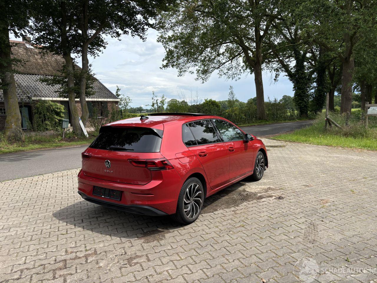 Volkswagen Golf 8 TSI SPORT PANO NAVI CLIMA CAMERA LED PDC VIRT DASH B.J 2023