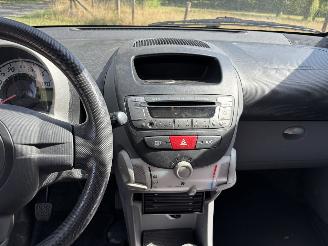 Citroën C1 1.0 12V EDITION 5-drs Airco Stuurbekr Elec pakket B.J 2005 Geen APK picture 8