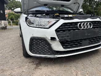 Audi  TFSI 95 PK VIRT DASH AIRCO PDC B.J 2023 LICHTE SCHROEFSCHADE picture 16