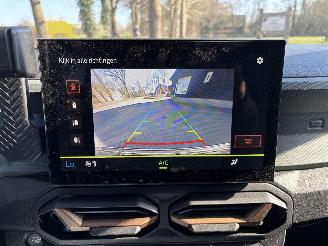 Dacia Duster AUTOMAAT 1.6 HYBRIDE NAVI CLIMA CAMERA PDC LED B.J 12-2024 picture 19