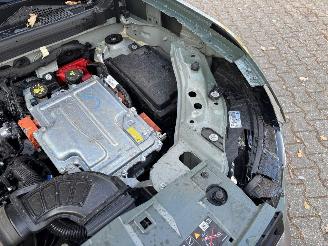 Dacia Duster AUTOMAAT 1.6 HYBRIDE NAVI CLIMA CAMERA PDC LED B.J 12-2024 picture 14