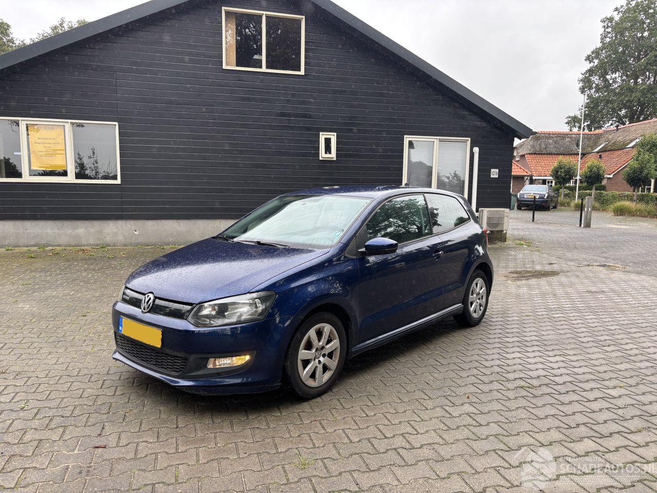 Volkswagen Polo TDI NAVI AIRCO STOELVERW CRUISE B.J 2011 gebruikersschade