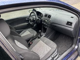 Volkswagen Polo TDI NAVI AIRCO STOELVERW CRUISE B.J 2011 gebruikersschade picture 9