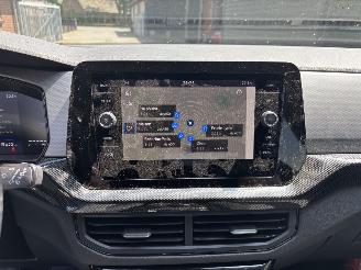 Volkswagen T-Cross AUTOMAAT 116 PK NAVI CLIMA CAMERA LED B.J 06-2024 FACELIFT picture 15