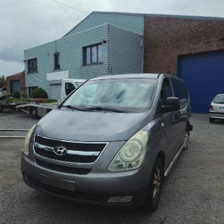 krockskadad bil auto Hyundai H-1 / H300  TRAVEL 2011/11