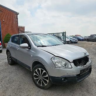 krockskadad bil auto Nissan Qashqai  2008/7