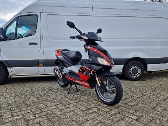 Schade scooter Aprilia  VF 50 FACTORY PIAGGIO 2 TAKT LC DD 2011/3