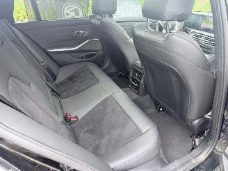 BMW 3-serie 320e M SPORT NAP PANO picture 21