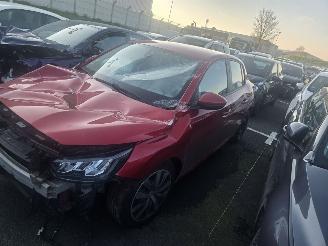 Damaged car Peugeot 208 1.5 BHDI 2020/12