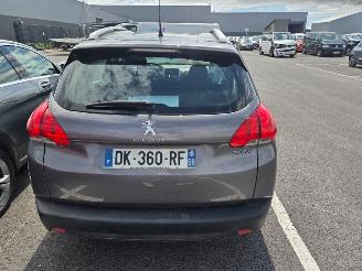 uszkodzony samochody osobowe Peugeot 2008  2014/10
