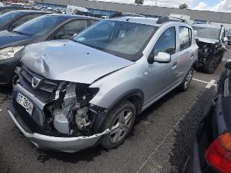 skadebil auto Dacia Sandero stepway 0.9 tce 66kw 2015/7