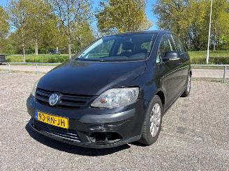 Volkswagen Golf 1.6 FSI 16V MPV  Benzine 1.598cc 85kW (116pk) FWD 2004-12/2008-05 (5M1) BLF; EURO4 picture 2