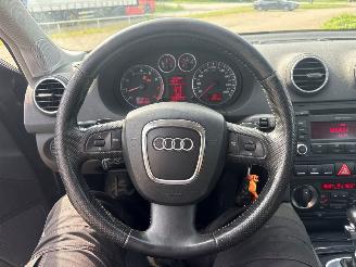 Audi A3 1.8 TFSI 16V Hatchback 4Dr Benzine 1.784cc 118kW (160pk) FWD 2007-06/2008-06 (8PA) BZB picture 22