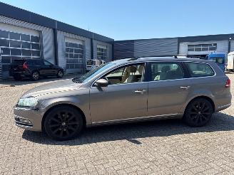 Volkswagen Passat 1.4 TSI 16V Combi/o  Benzine 1.390cc 90kW (122pk) FWD 2010-08/2014-12  CAXA picture 2