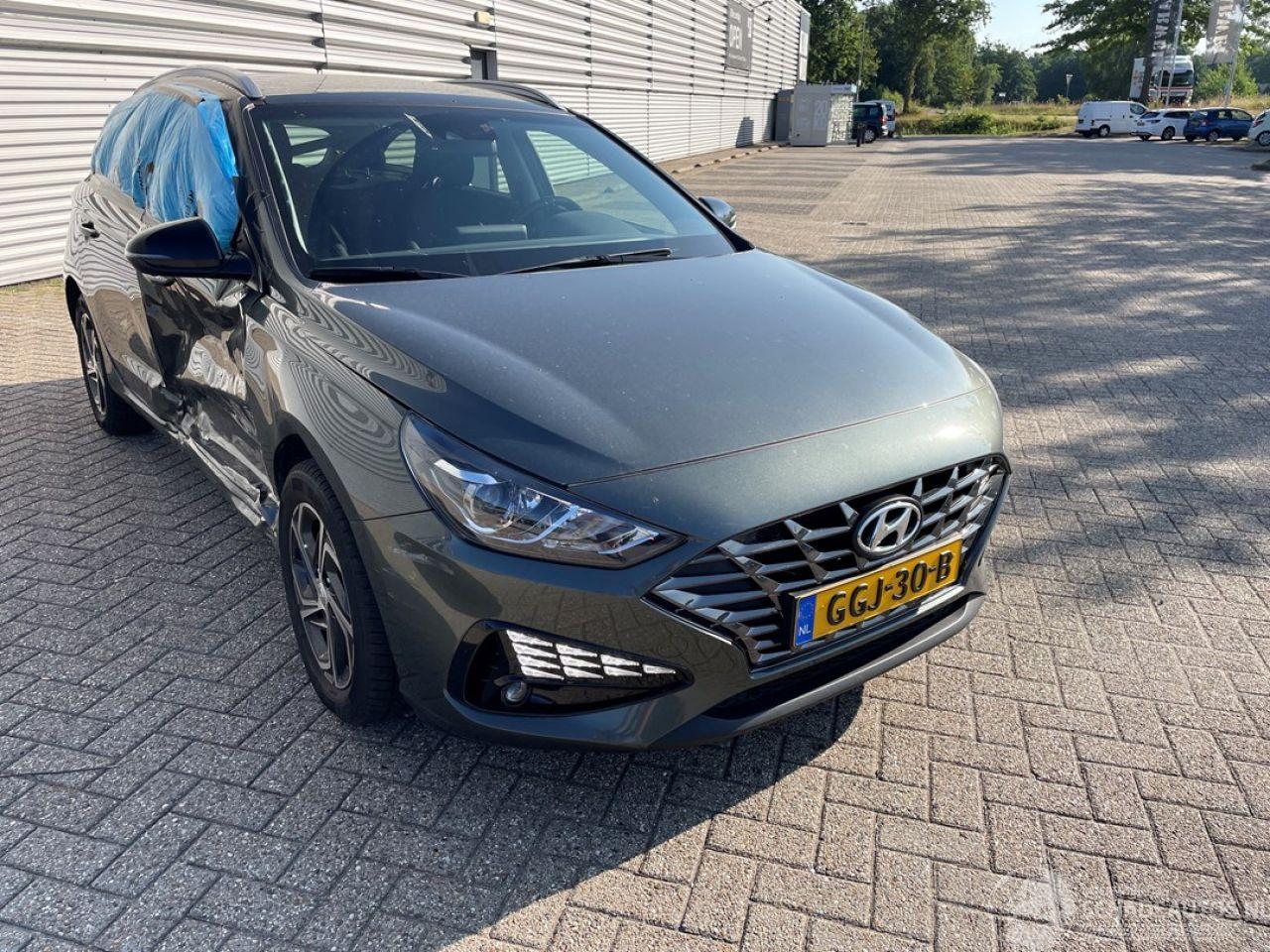 Hyundai I-30 1.0 T-GDI 12V Combi/o  Benzine 998cc 88kW (120pk) FWD