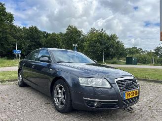 uszkodzony samochody osobowe Audi A6 3.2 V6 24V FSI Quattro Sedan 4Dr Benzine 3.123cc 188kW (256pk) 4x4 2007/10