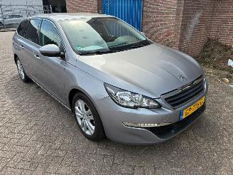 Peugeot 308 1.6 BlueHDI Blue Lease Pack picture 4