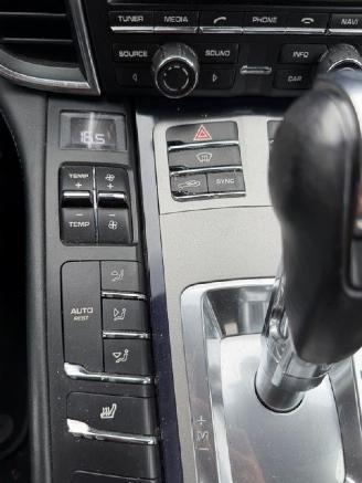 Porsche Panamera 3.0 S E-Hybrid picture 21