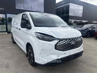 skadebil auto Ford Transit E- CUSTOM 2025/7