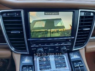 Porsche Panamera 4S picture 30